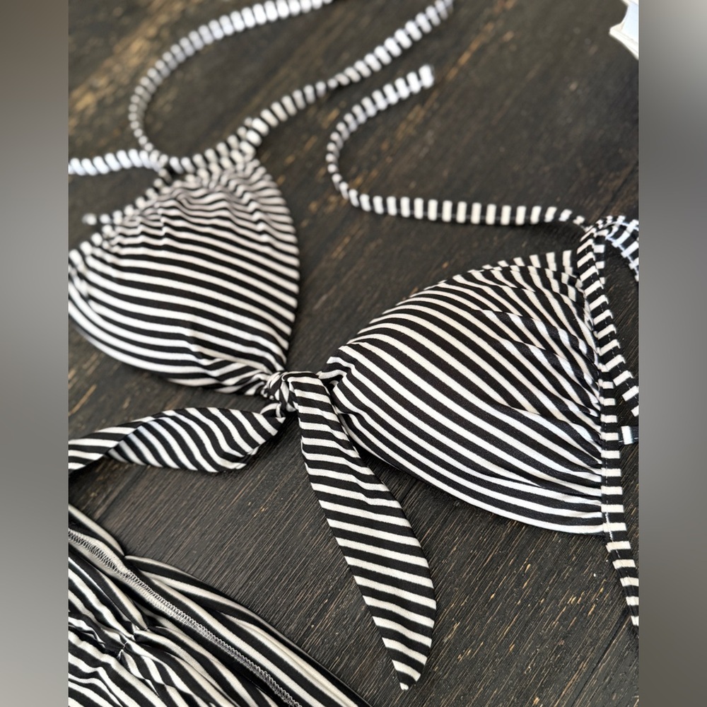 Victoria's Secret Black and White Striped Bikini - Picture 4 of 8